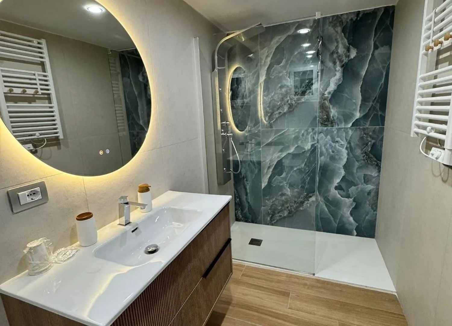 Dimora Presutto Apartment Naples Italy